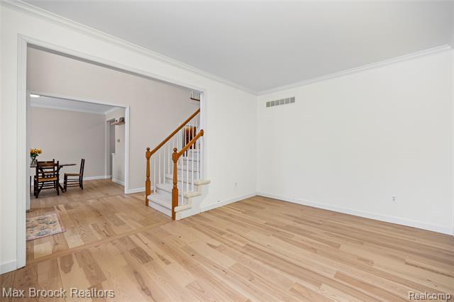 Builiding view thirty for 1205 Tulberry, Rochester, MI. 48306