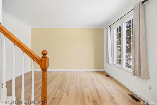 Builiding view twenty eight for 1205 Tulberry, Rochester, MI. 48306