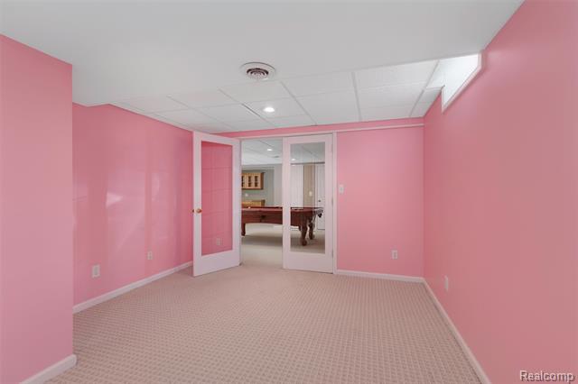 Builiding view forty three for 1340 Ross, Rochester, MI. 48306