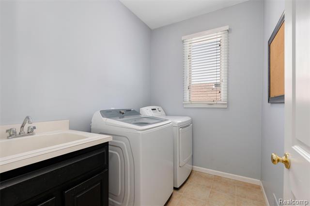 Builiding view six for 1340 Ross, Rochester, MI. 48306