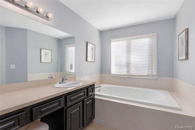 Builiding view thirty one for 1340 Ross, Rochester, MI. 48306