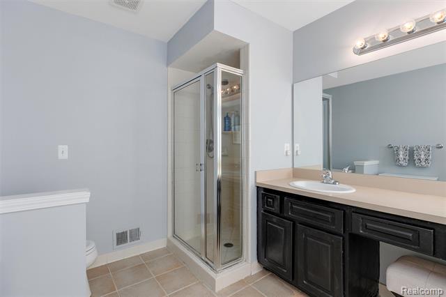 Builiding view thirty for 1340 Ross, Rochester, MI. 48306