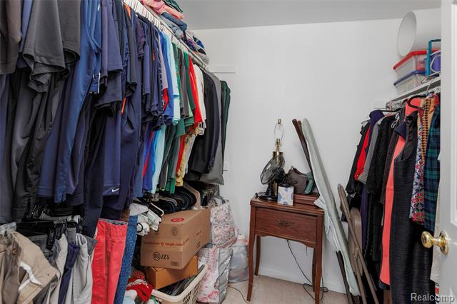 Builiding view twenty one for 1340 Ross, Rochester, MI. 48306