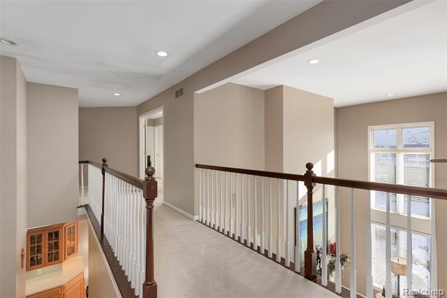 Builiding view twenty three for 1340 Ross, Rochester, MI. 48306