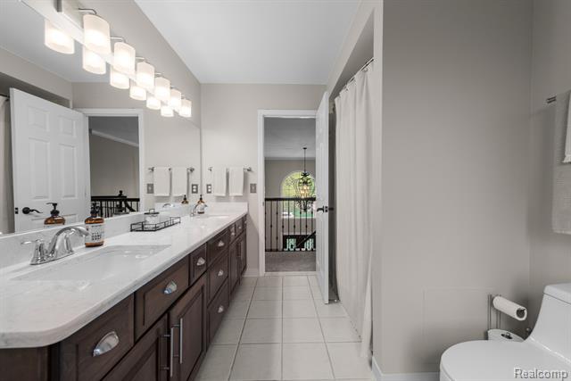 Builiding view thirty five for 1476 Werth, Rochester, MI. 48306