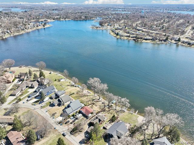 front view for 3641 Mann Rd, Clarkston, Mi. 48346