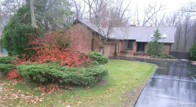 front view for 6773 Wellesley Ter, Clarkston, Mi. 48346
