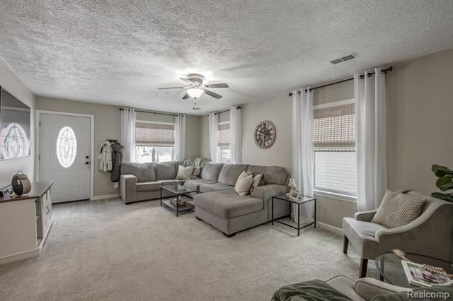 Builiding view eight for 4632 2Nd, Clarkston, MI. 48346