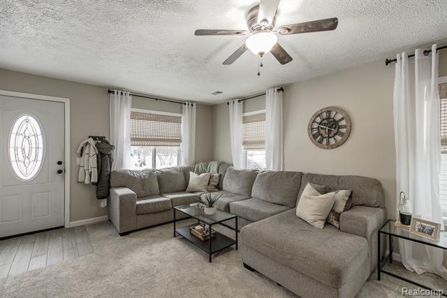 Builiding view four for 4632 2Nd, Clarkston, MI. 48346