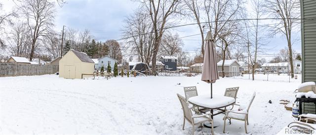 Builiding view thirty four for 4632 2Nd, Clarkston, MI. 48346