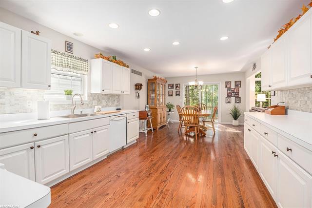 Builiding view eleven for 5336 Forest Ridge, Clarkston, MI. 48346