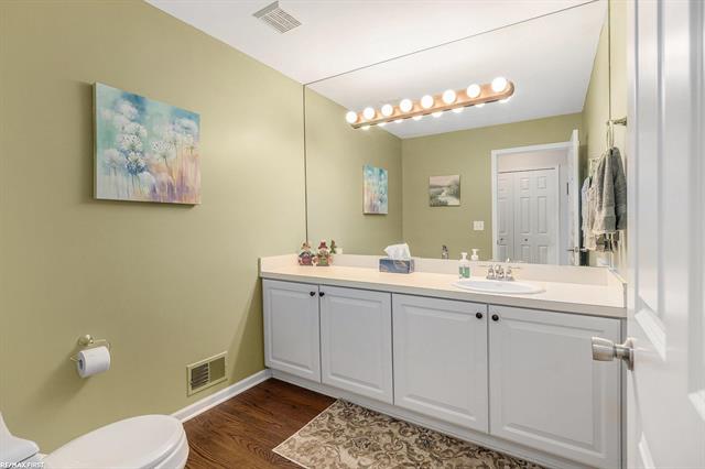 Builiding view five for 5336 Forest Ridge, Clarkston, MI. 48346