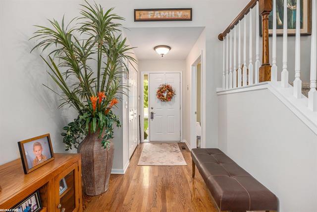 Builiding view three for 5336 Forest Ridge, Clarkston, MI. 48346