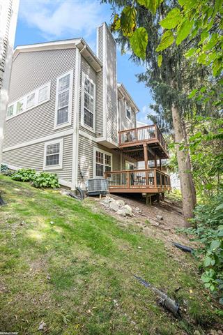 Builiding view twenty seven for 5336 Forest Ridge, Clarkston, MI. 48346