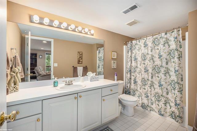 Builiding view twenty six for 5336 Forest Ridge, Clarkston, MI. 48346