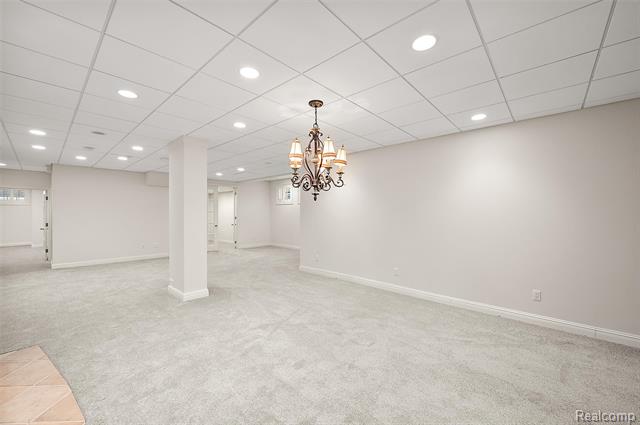 Builiding view fifty five for 5744 Lochmoor, Rochester, MI. 48306