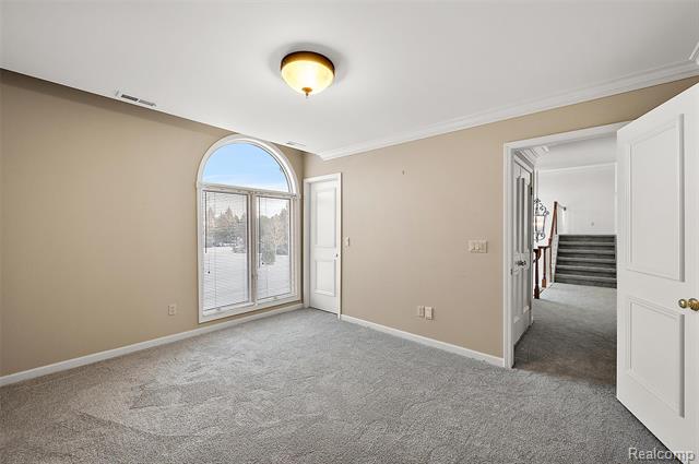 Builiding view forty for 5744 Lochmoor, Rochester, MI. 48306