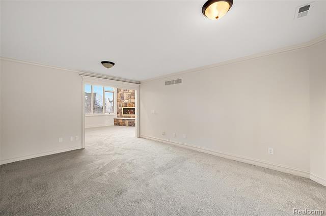 Builiding view thirty one for 5744 Lochmoor, Rochester, MI. 48306