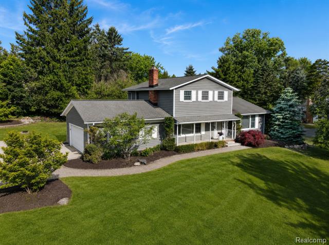Builiding view thirty seven for 5330 Aintree, Rochester, MI. 48306