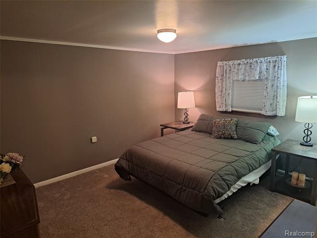 Builiding view seven for 1911 Kinmount, Lake Orion, MI. 48359