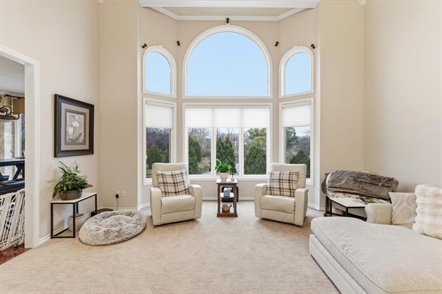 Builiding view fifteen for 5520 Whitehall, Rochester, MI. 48306