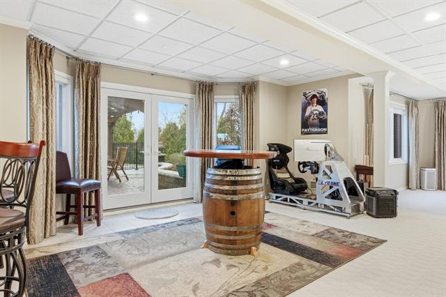 Builiding view fifty eight for 5520 Whitehall, Rochester, MI. 48306