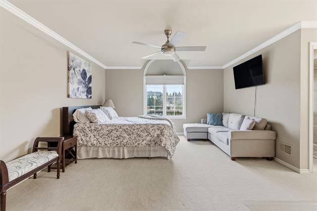 Builiding view forty eight for 5520 Whitehall, Rochester, MI. 48306