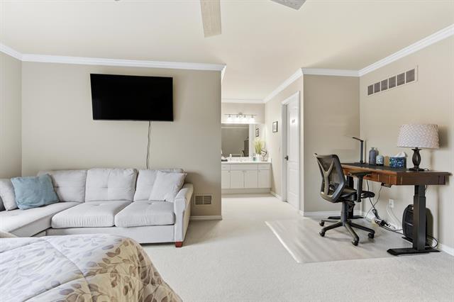 Builiding view forty nine for 5520 Whitehall, Rochester, MI. 48306