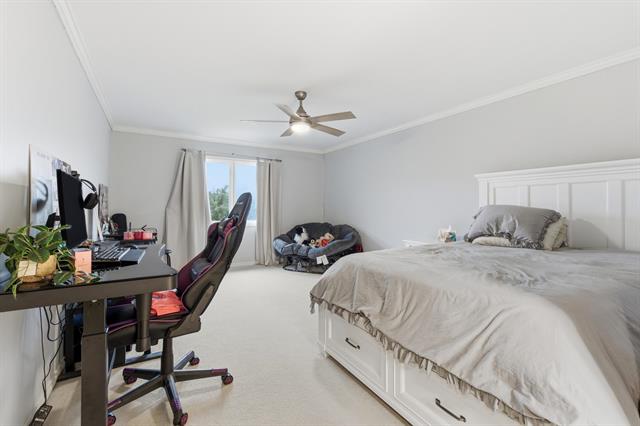 Builiding view forty seven for 5520 Whitehall, Rochester, MI. 48306