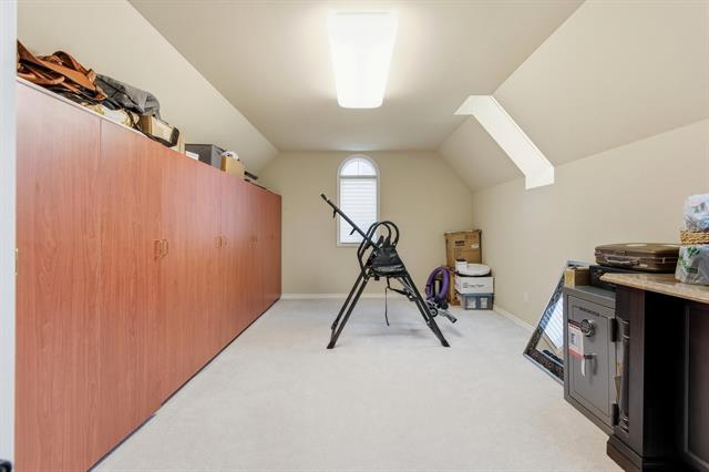 Builiding view forty three for 5520 Whitehall, Rochester, MI. 48306