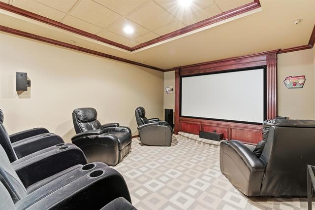 Builiding view sixty five for 5520 Whitehall, Rochester, MI. 48306