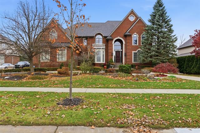 front view for 5520 Whitehall Blvd, Rochester, Mi. 48306