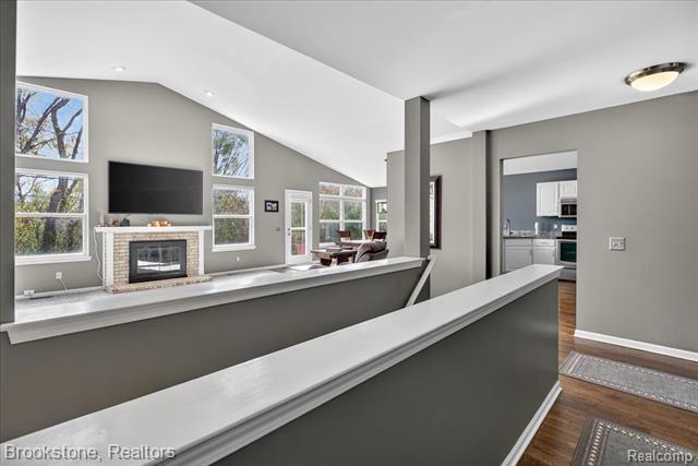 Builiding view eighteen for 4954 Spring Meadow, Clarkston, MI. 48348