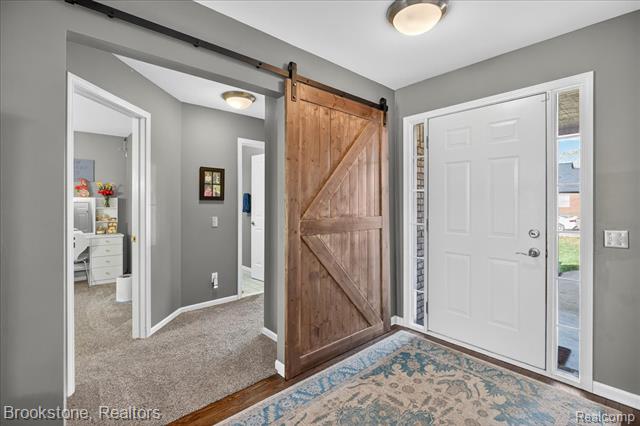 Builiding view three for 4954 Spring Meadow, Clarkston, MI. 48348