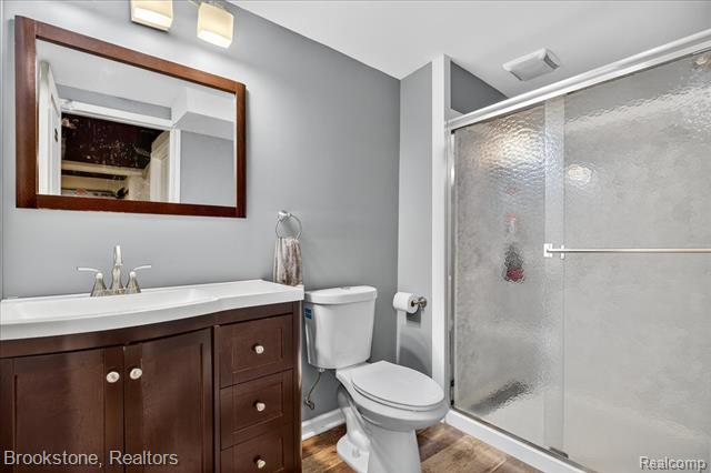 Builiding view twenty two for 4954 Spring Meadow, Clarkston, MI. 48348