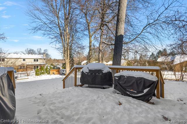 Builiding view fifty nine for 5945 Snow Apple, Clarkston, MI. 48346