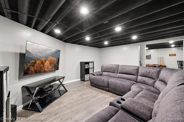 Builiding view forty six for 5945 Snow Apple, Clarkston, MI. 48346