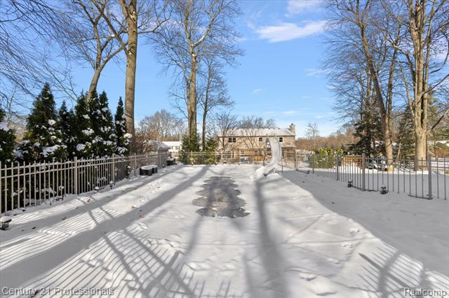 Builiding view four for 5945 Snow Apple, Clarkston, MI. 48346