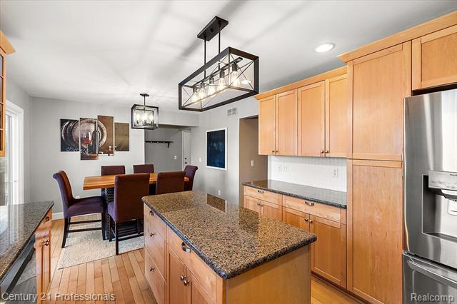 Builiding view sixteen for 5945 Snow Apple, Clarkston, MI. 48346