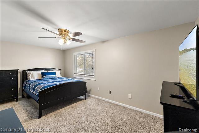 Builiding view twenty four for 5945 Snow Apple, Clarkston, MI. 48346