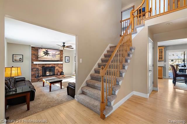 Builiding view twenty three for 5945 Snow Apple, Clarkston, MI. 48346