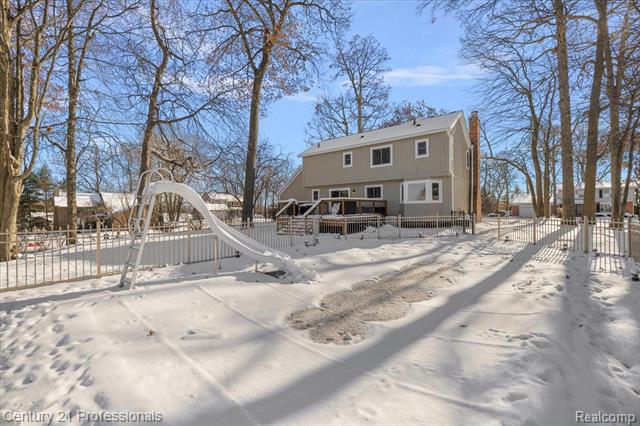 Builiding view two for 5945 Snow Apple, Clarkston, MI. 48346