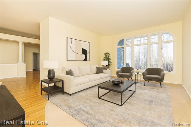 Builiding view nine for 5181 Stonehenge, Rochester, MI. 48306