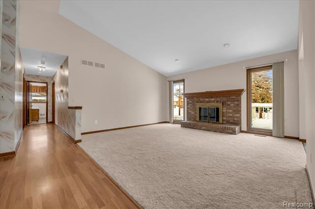 Builiding view five for 249 E Silverbell, Lake Orion, MI. 48360