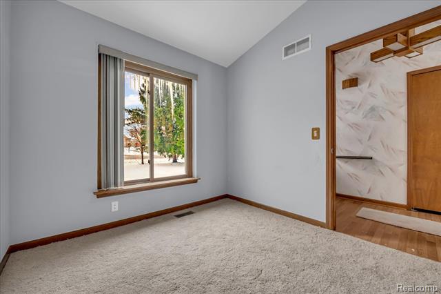 Builiding view four for 249 E Silverbell, Lake Orion, MI. 48360