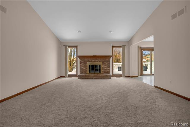 Builiding view six for 249 E Silverbell, Lake Orion, MI. 48360