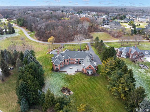 Builiding view forty six for 5165 Abbey, Rochester, MI. 48306