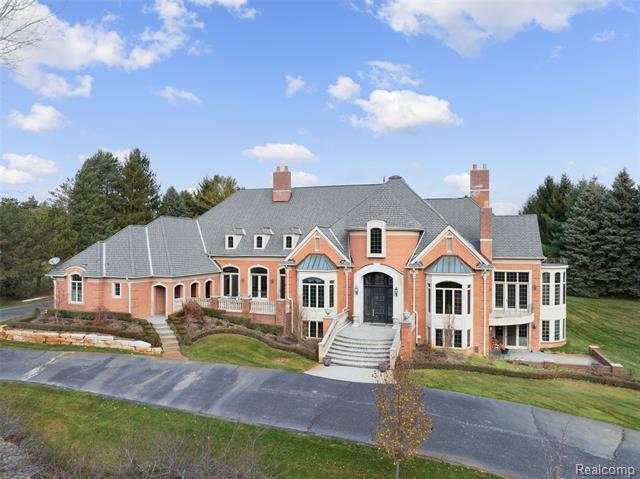 Builiding view forty for 5165 Abbey, Rochester, MI. 48306