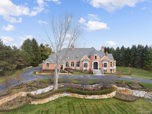 Builiding view thirty nine for 5165 Abbey, Rochester, MI. 48306