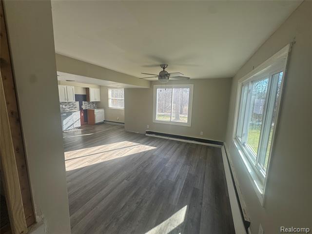 Builiding view four for 1460 W Silverbell, Lake Orion, MI. 48359